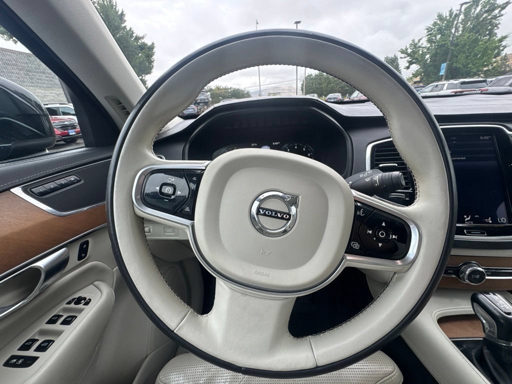Used 2017 Volvo XC90 T6 Inscription w/ Vision Package AWD/4WD image 23