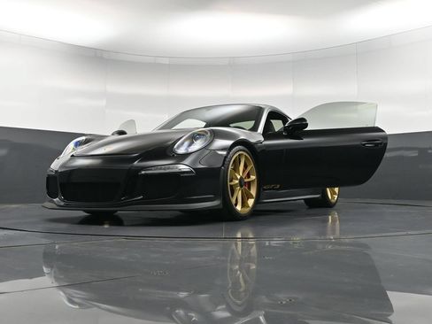 Certified 2015 Porsche 911 GT3 RWD image 36