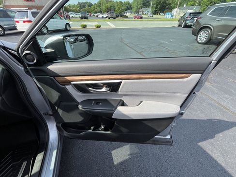 Used 2019 Honda CR-V EX image 15