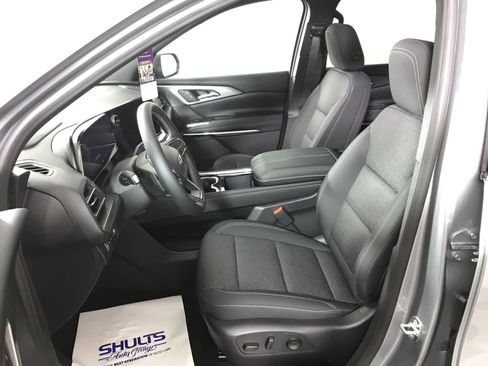 New 2026 Chevrolet Traverse LT w/ Midnight/Sport Edition image 9