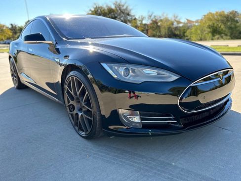 Used 2014 Tesla Model S 85 image 4