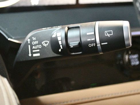 Used 2025 INFINITI QX80 Sensory image 78