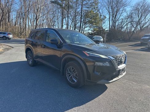 Used 2023 Nissan Rogue S image 7