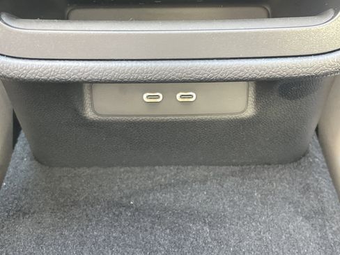 New 2026 Mercedes-Benz E 350 4MATIC Sedan image 38