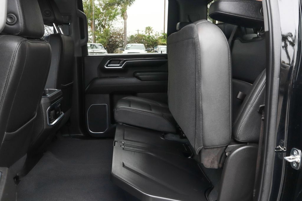 Used 2024 Chevrolet Silverado 3500 LTZ w/ LTZ Plus Package AWD/4WD image 46