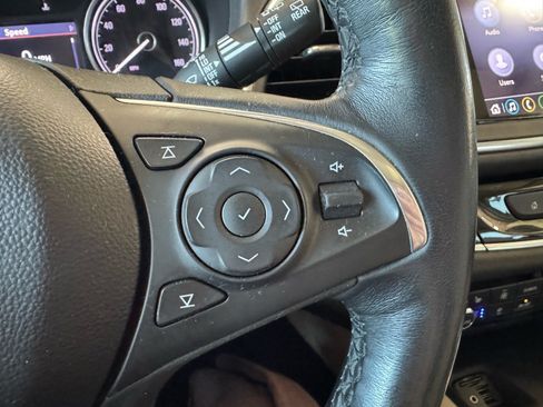 Used 2020 Buick Enclave Premium w/ Sun and Sites Package AWD/4WD image 30