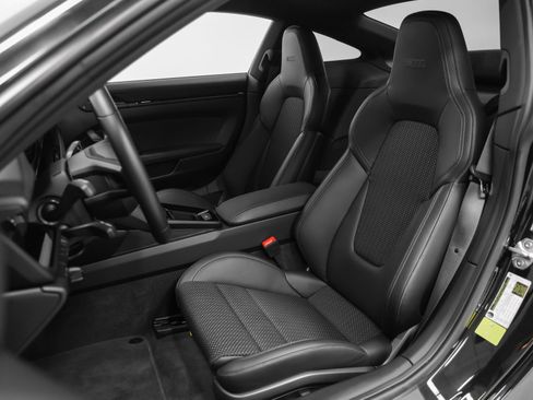 Certified 2024 Porsche 911 Carrera T RWD image 5