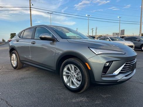 New 2026 Buick Envista Preferred image 2