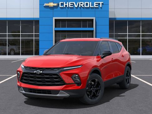 New 2025 Chevrolet Blazer LT w/ Midnight/Sport Edition image 6