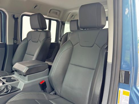 Used 2024 INEOS Grenadier AWD/4WD image 33