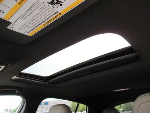 Used 2025 Buick Envista Avenir image 26