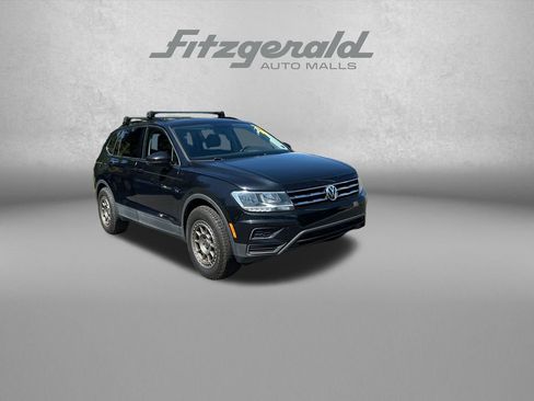 Used 2019 Volkswagen Tiguan SE w/ Panoramic Sunroof Package AWD/4WD image 1
