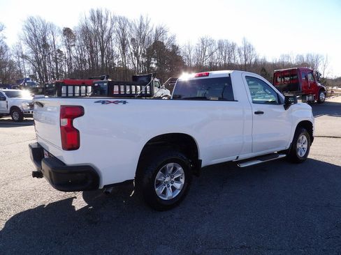 Used 2021 Chevrolet Silverado 1500 W/T w/ WT Value Package AWD/4WD image 8