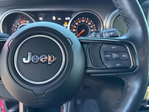 Used 2022 Jeep Wrangler Unlimited Sport image 41