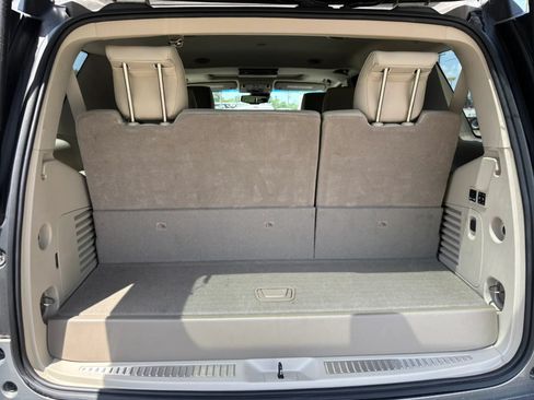 Used 2019 GMC Yukon Denali w/ Denali Ultimate Package AWD/4WD image 19