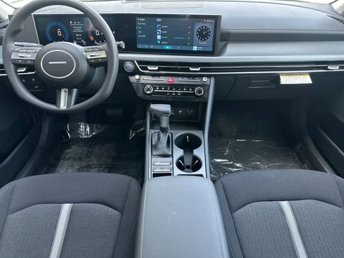 New 2025 Hyundai Sonata SE image 4