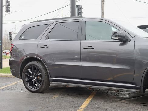 Used 2018 Dodge Durango R/T w/ Blacktop Package AWD/4WD image 4