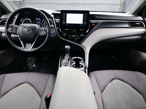 Used 2023 Toyota Camry LE FWD image 17