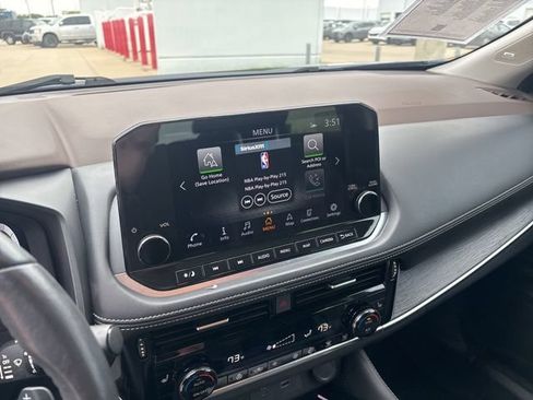 Used 2023 Nissan Rogue Platinum AWD/4WD image 12