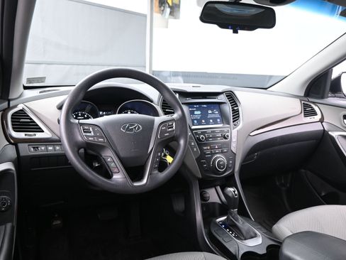 Used 2017 Hyundai Santa Fe Sport image 19
