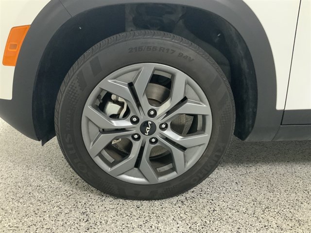 Used 2026 Kia Seltos LX AWD/4WD image 9