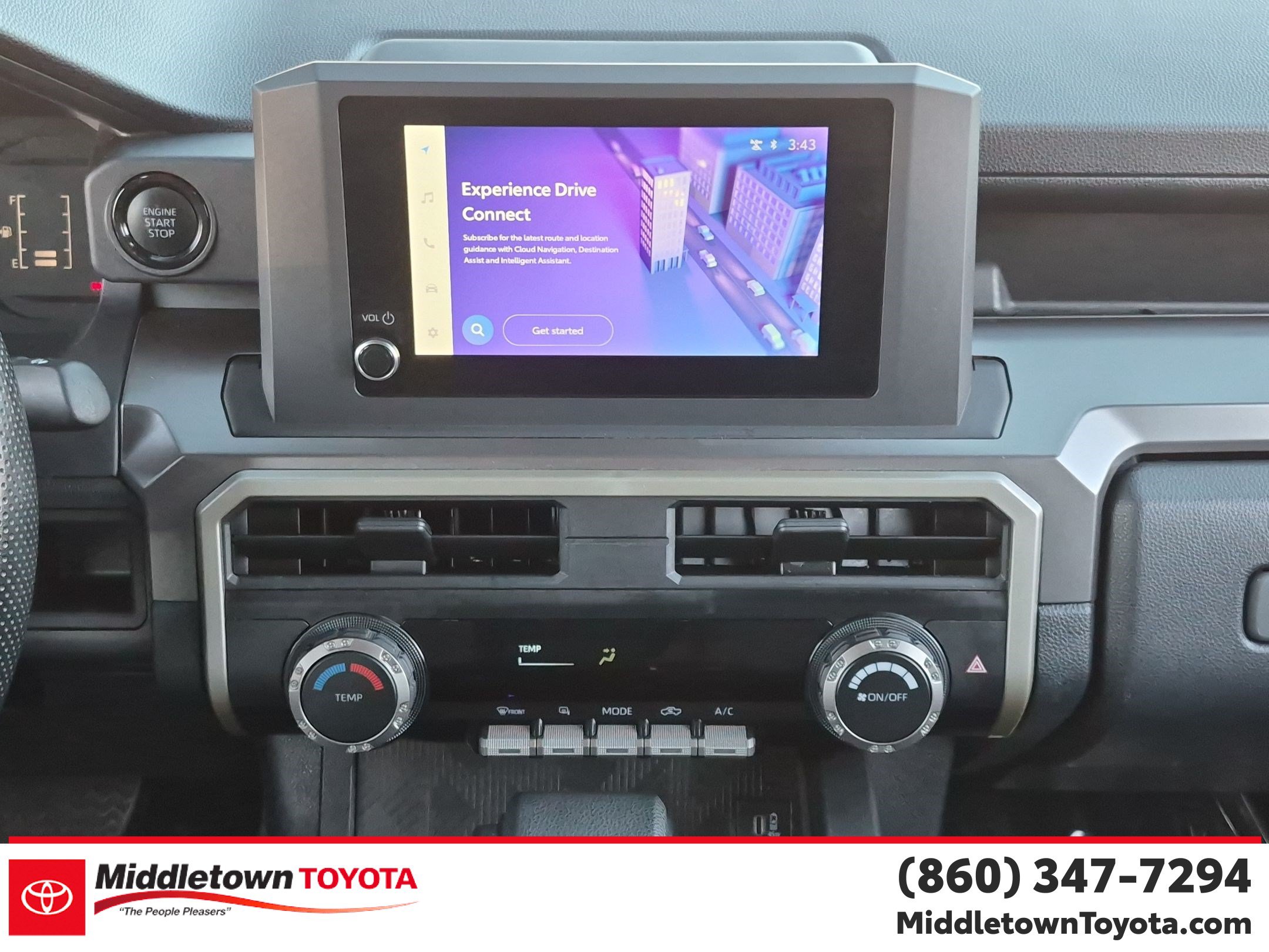 Used 2025 Toyota Tacoma SR5 AWD/4WD image 29