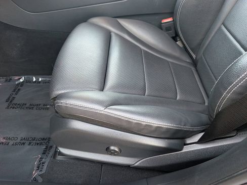 Used 2022 Mercedes-Benz GLC 300 4MATIC image 19