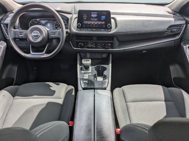 Used 2024 Nissan Rogue S FWD image 15