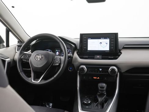 Used 2022 Toyota RAV4 XLE w/ XLE Grade Weather Package image 14