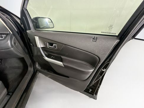 Used 2014 Ford Edge SEL w/ Equipment Group 205A FWD image 33