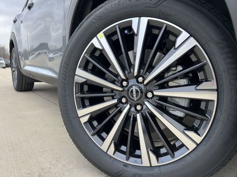 New 2026 Nissan Pathfinder Platinum w/ Cargo Package FWD image 7