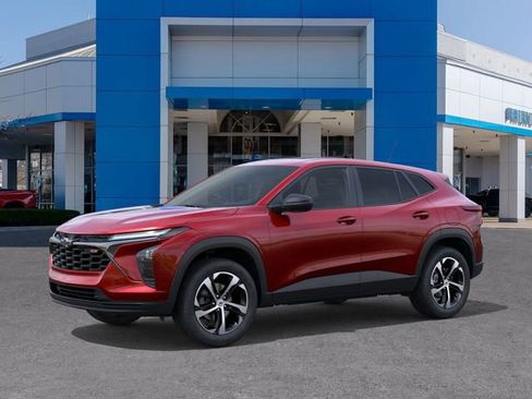 New 2026 Chevrolet Trax RS image 2