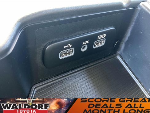 Used 2018 RAM 3500 Tradesman w/ Chrome Appearance Group image 38
