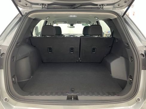Used 2023 Chevrolet Equinox LS AWD/4WD image 11
