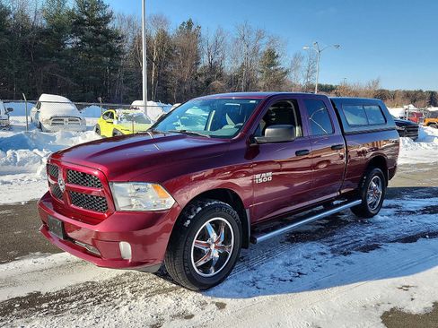 Used 2018 RAM 1500 Express w/ Express Value Package image 3