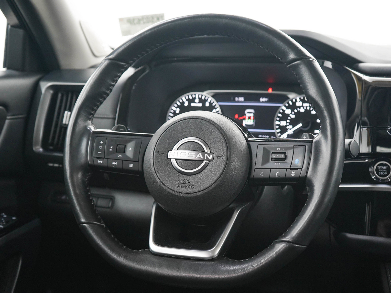Used 2024 Nissan Pathfinder SL w/ SL Premium Package AWD/4WD image 18