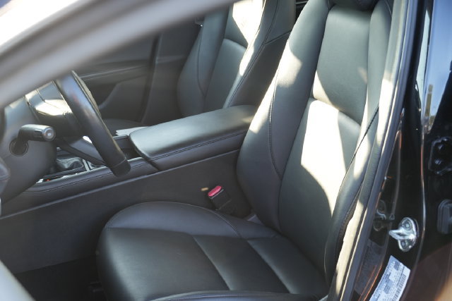 Used 2024 MAZDA MAZDA3 s FWD image 20
