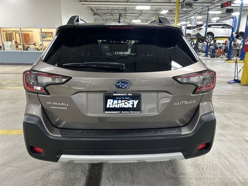 Certified 2023 Subaru Outback Limited image 26