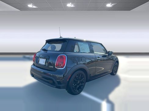Certified 2023 MINI Cooper 2-Door Hardtop w/ Signature Upholstery Package image 9