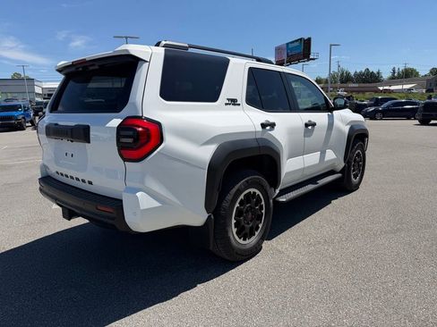 Used 2025 Toyota 4Runner TRD Off-Road AWD/4WD image 5