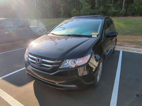 Used 2016 Honda Odyssey EX-L image 2