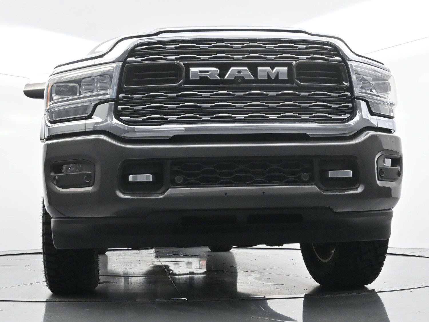 Used 2020 RAM 2500 Limited AWD/4WD image 47