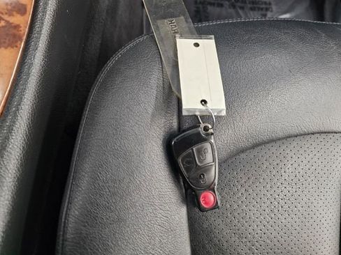 Used 2005 Mercedes-Benz CLK 500 2dr Cabriolet 5.0L image 21