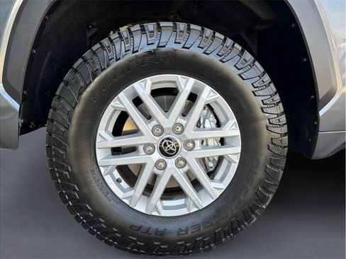 Used 2023 Toyota Tundra SR5 w/ SR5 Premium Package RWD image 8