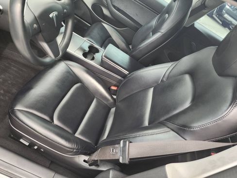 Used 2018 Tesla Model 3 Long Range AWD/4WD image 18