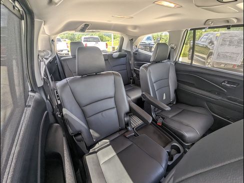Used 2022 Honda Pilot Touring image 20