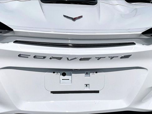 Used 2025 Chevrolet Corvette Z06 w/ Chrome Exterior Badge Package RWD image 25