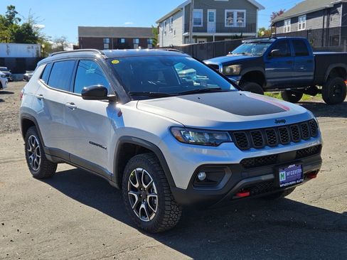 New 2026 Jeep Compass Trailhawk image 6