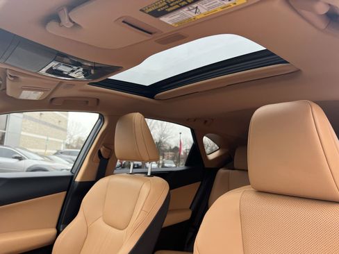 Used 2025 Lexus NX 350h AWD w/ Premium Package image 23