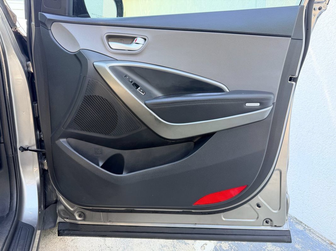 Used 2018 Hyundai Santa Fe Sport w/ 2.4L Value Package 02 FWD image 23